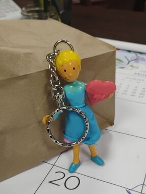 1999 PATTY MAYONNAISE FROM DOUG'S 1ST MOVIE KEYCHAIN CHARM EXCELLENT CONDITION